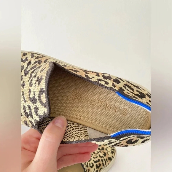 Rothy’s Leopard Animal Print Slip on Knit Sneakers Size 8 - Picture 6 of 7